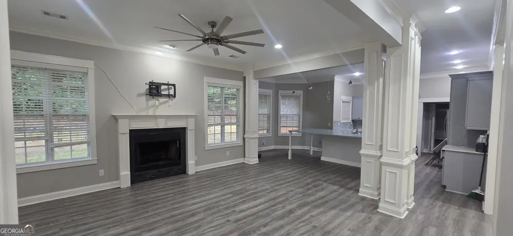 5715 Southcrest LN Lithonia, GA 30038