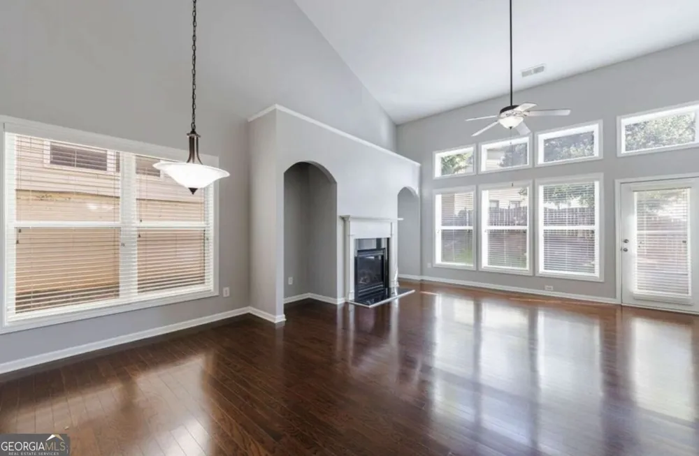 2335 Harvest Ridge CIR Buford, GA 30519