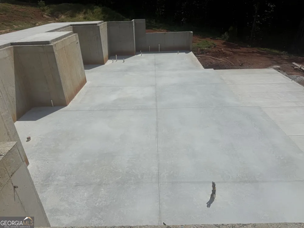 415 Forest Pointe DR Forsyth, GA 31029