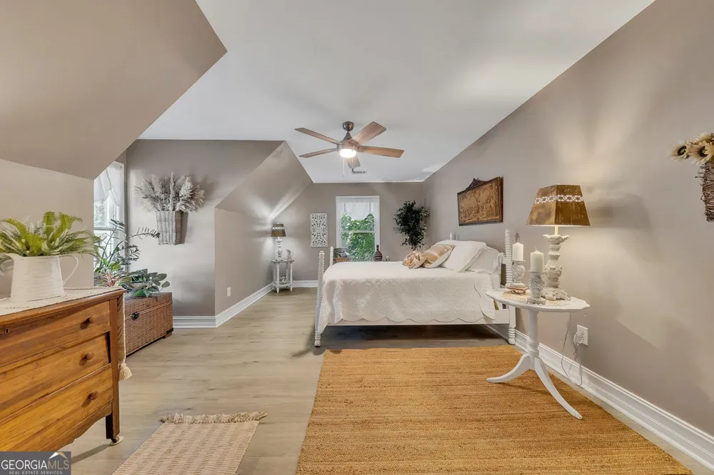 1914 Lilac Ridge DR Woodstock, GA 30189