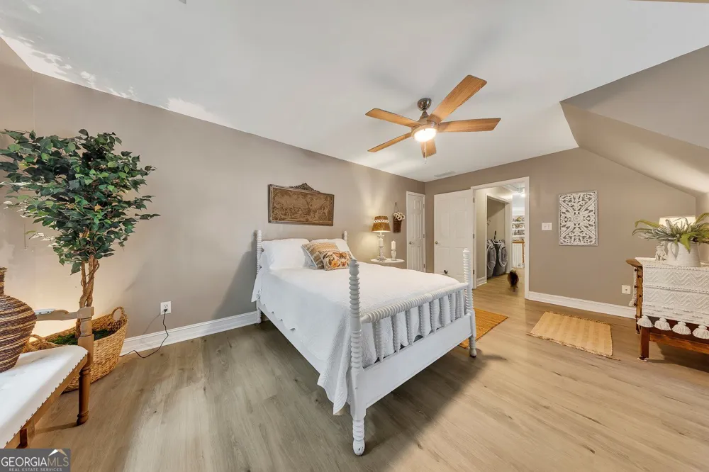 1914 Lilac Ridge DR Woodstock, GA 30189