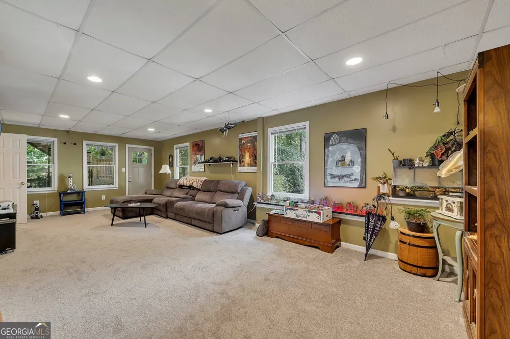 1914 Lilac Ridge DR Woodstock, GA 30189