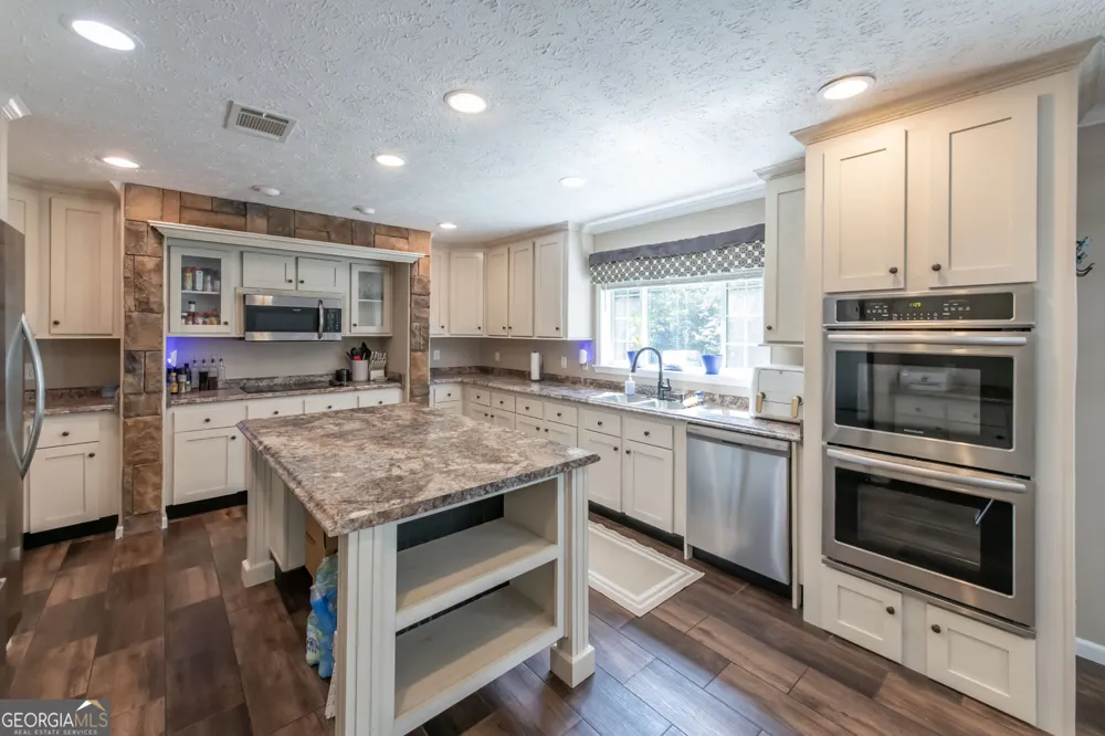 2991 N 113 HWY Temple, GA 30179