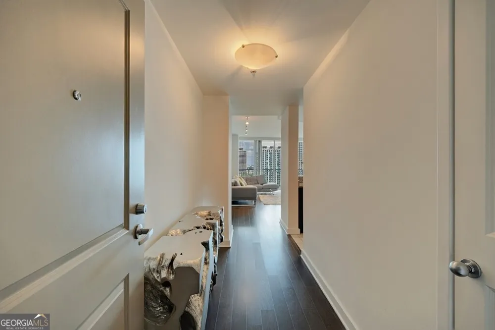 3338 Peachtree RD NE Atlanta, GA 30326