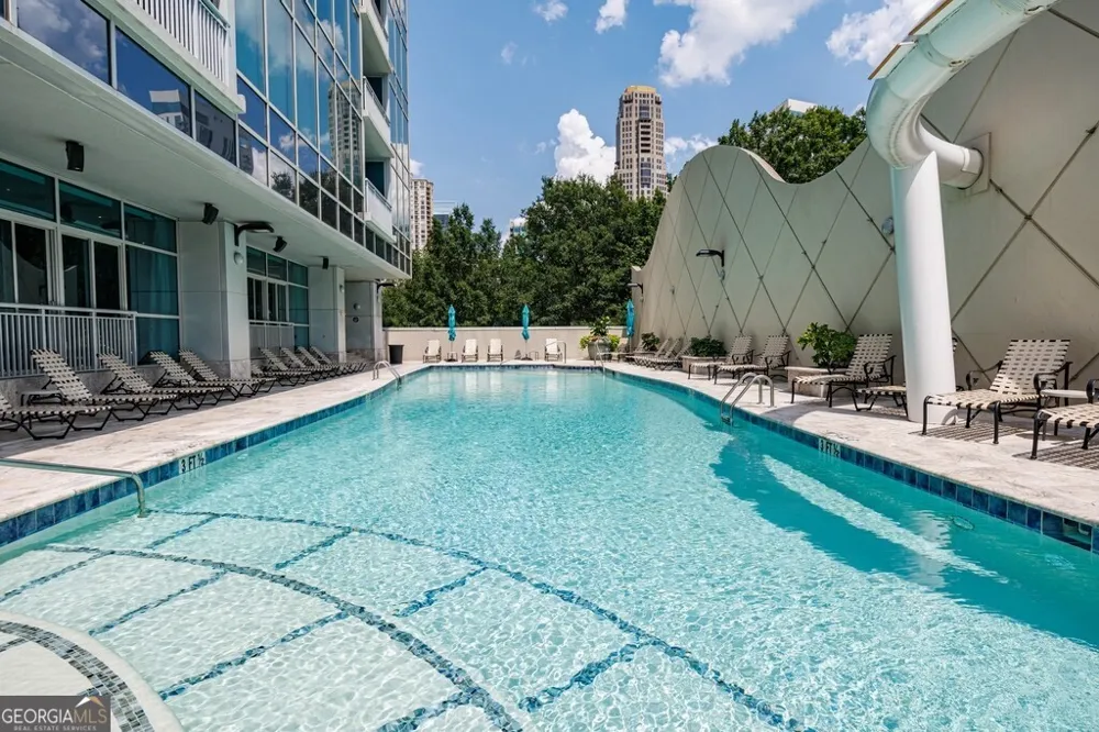 3338 Peachtree RD NE Atlanta, GA 30326