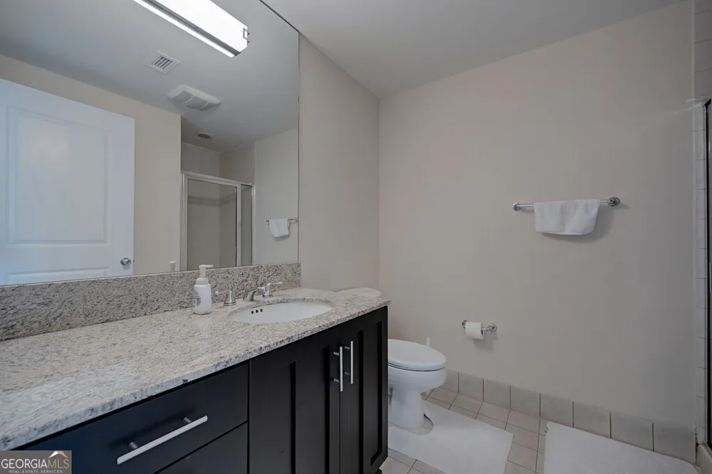 3338 Peachtree RD NE Atlanta, GA 30326
