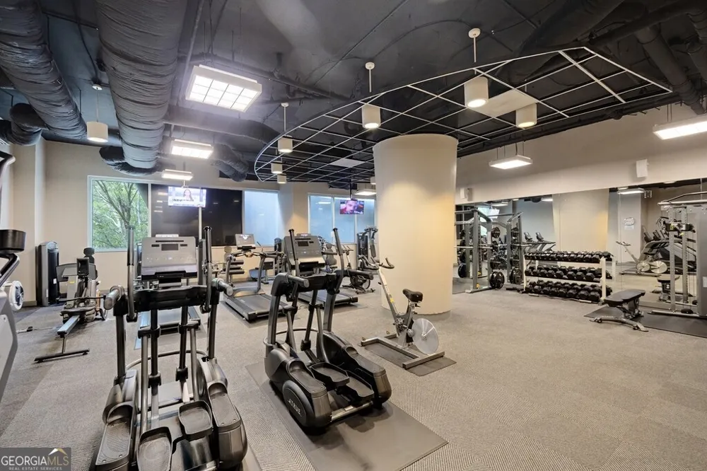 3338 Peachtree RD NE Atlanta, GA 30326