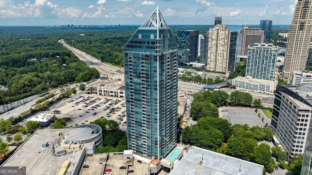 3338 Peachtree RD NE Atlanta, GA 30326