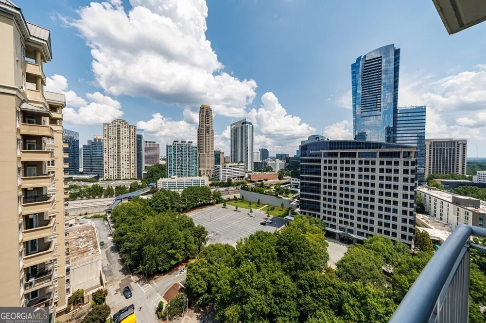 3338 Peachtree RD NE Atlanta, GA 30326