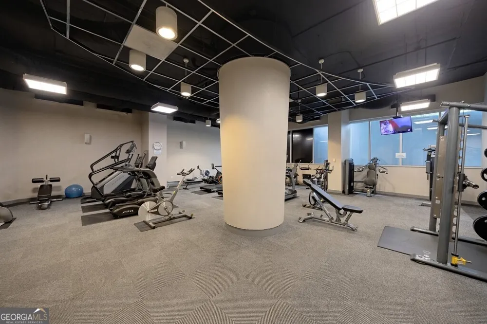 3338 Peachtree RD NE Atlanta, GA 30326