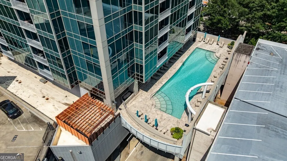 3338 Peachtree RD NE Atlanta, GA 30326