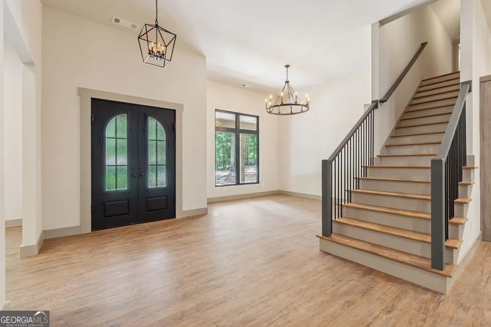 55 Melody LN Dawsonville, GA 30534