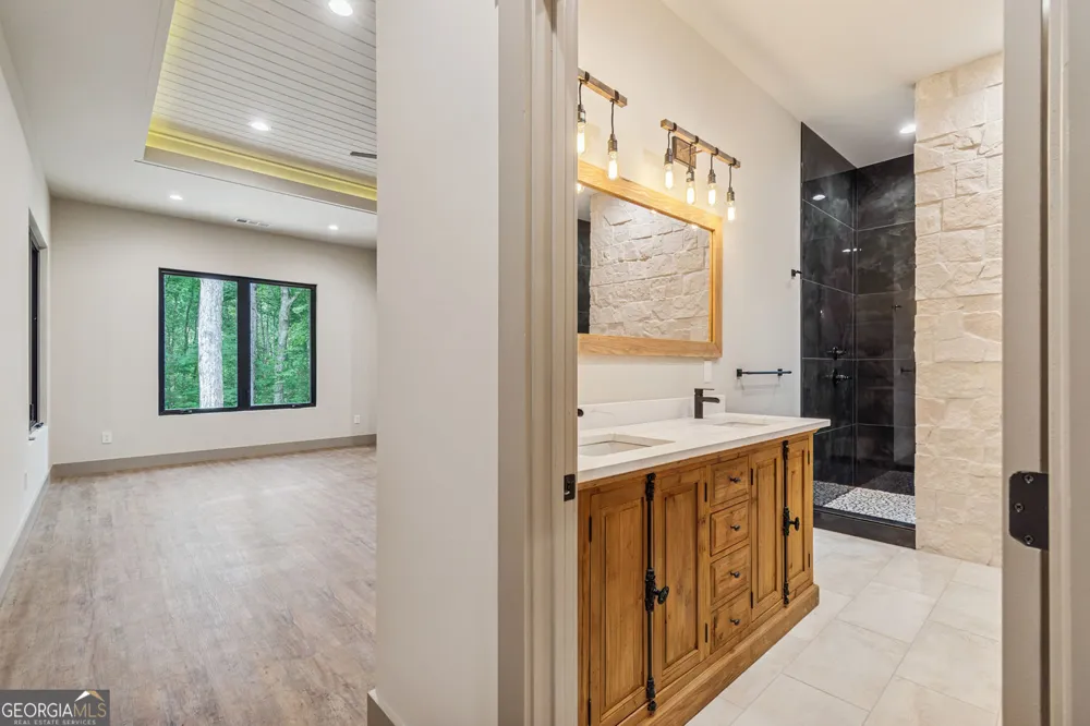 55 Melody LN Dawsonville, GA 30534