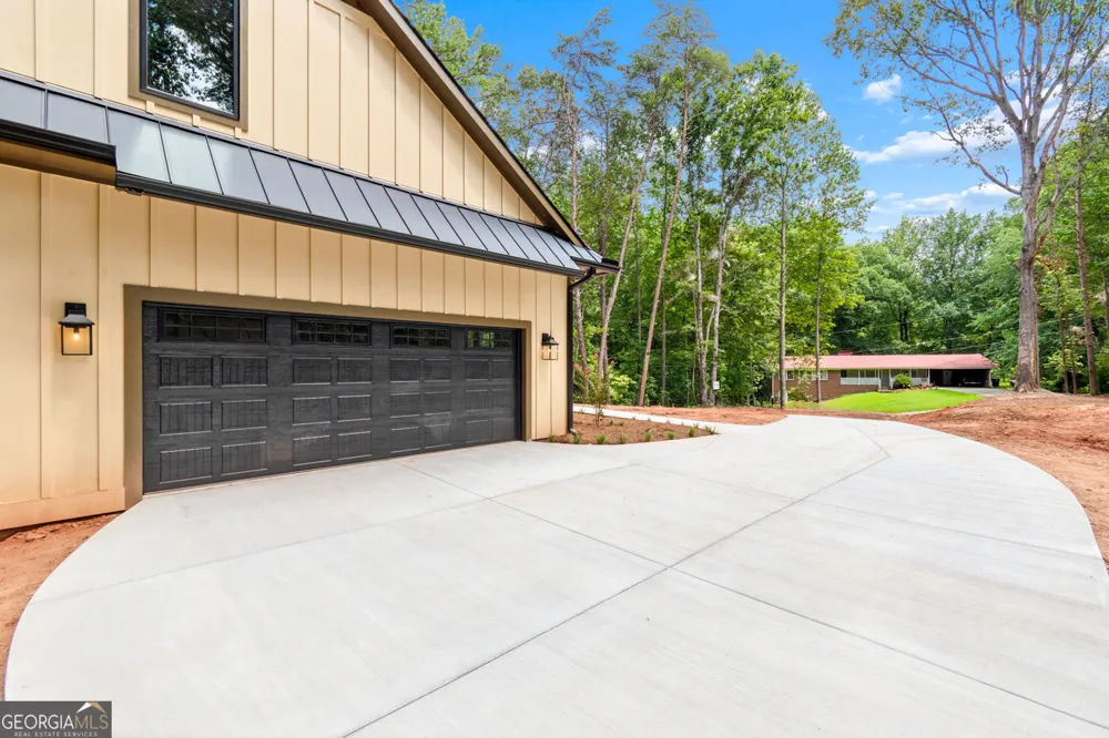 55 Melody LN Dawsonville, GA 30534