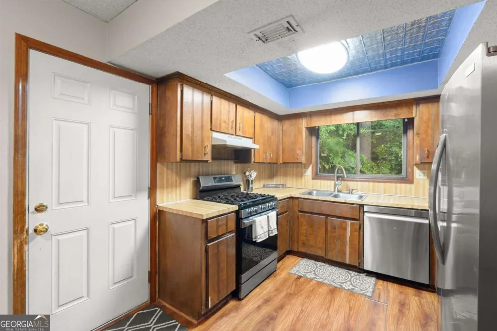 2272 Macby DR Marietta, GA 30066