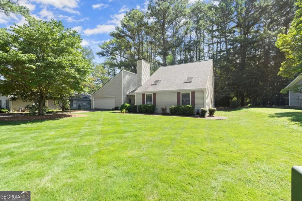 2272 Macby DR Marietta, GA 30066