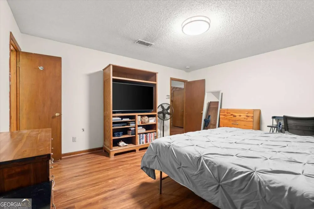 2272 Macby DR Marietta, GA 30066