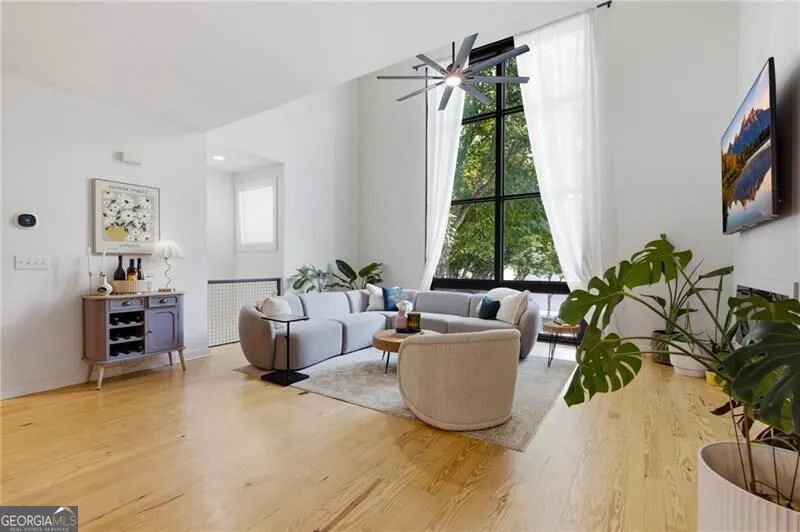 1278 Eames GRN NW Atlanta, GA 30318