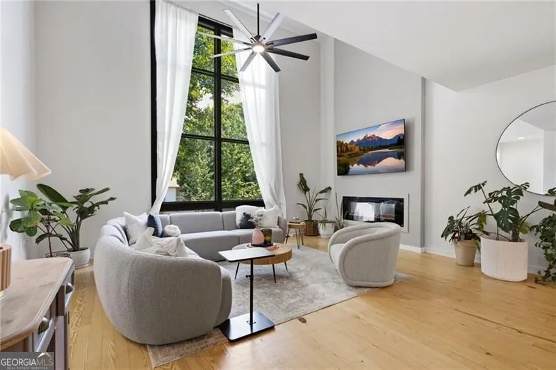 1278 Eames GRN NW Atlanta, GA 30318