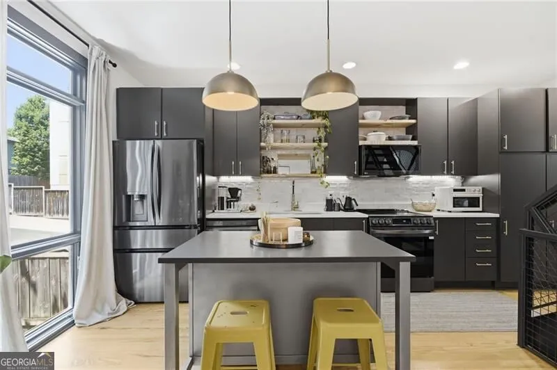 1278 Eames GRN NW Atlanta, GA 30318