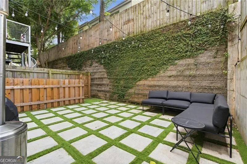 1278 Eames GRN NW Atlanta, GA 30318