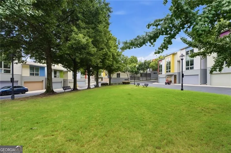 1278 Eames GRN NW Atlanta, GA 30318