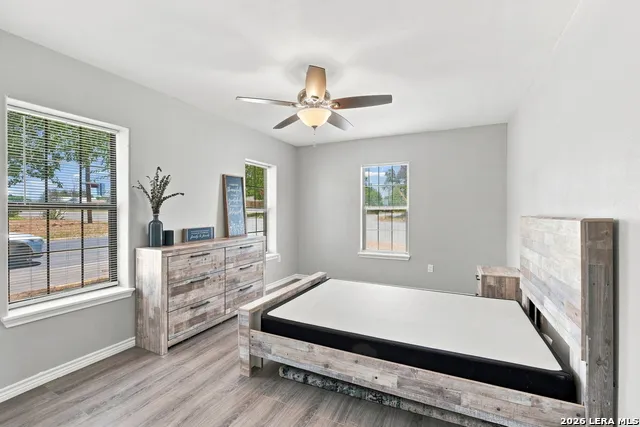 821 S E Colorado St Pearsall, TX 78061