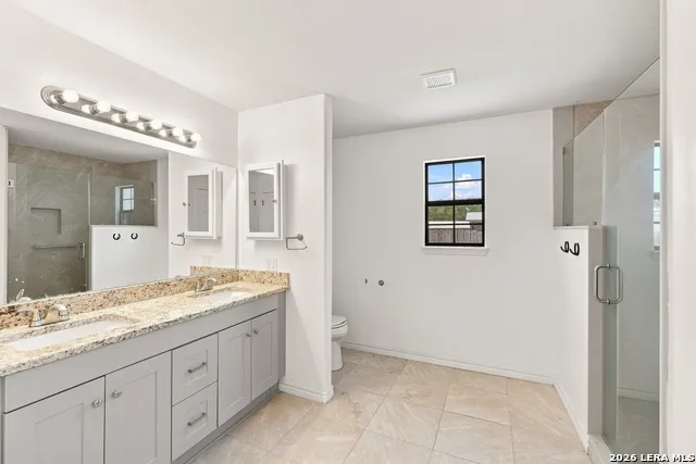 821 S E Colorado St Pearsall, TX 78061