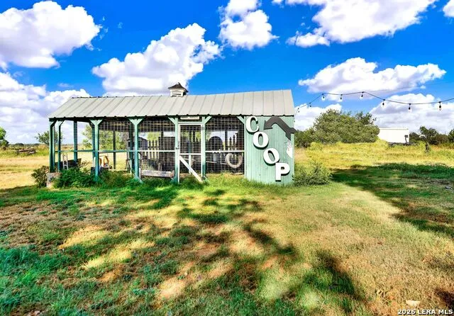 1466 County Road 456 Hondo, TX 78861