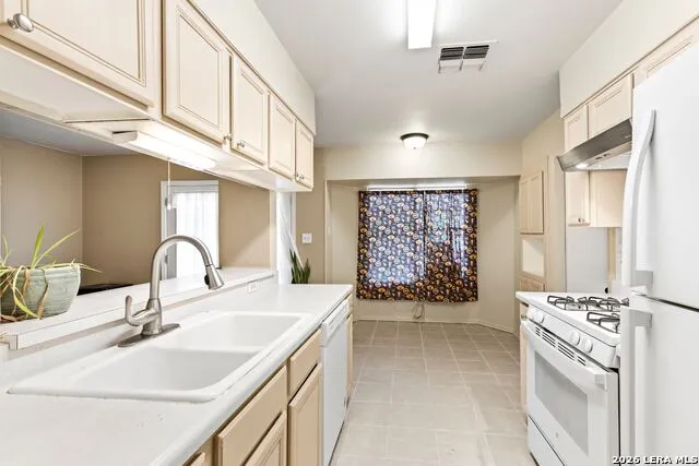 4314 Clear Spring Dr San Antonio, TX 78217