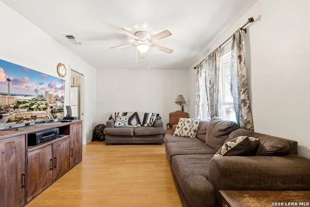 4314 Clear Spring Dr San Antonio, TX 78217