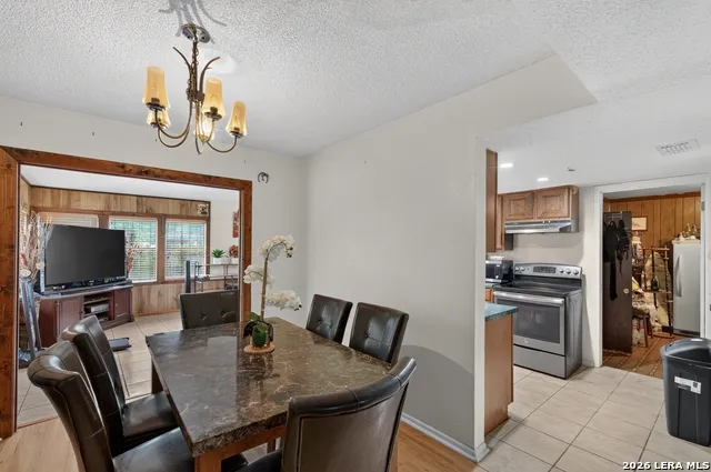 5022 FRANK BORMAN DR Kirby, TX 78219