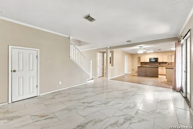 7505 Forest Stream Live Oak, TX 78233