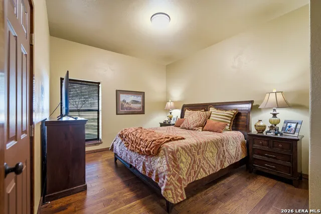 106 County Road 253 Poth, TX 78147