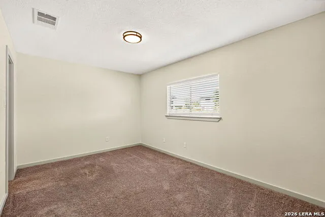 8210 LONGHORN RIDGE DR Converse, TX 78109