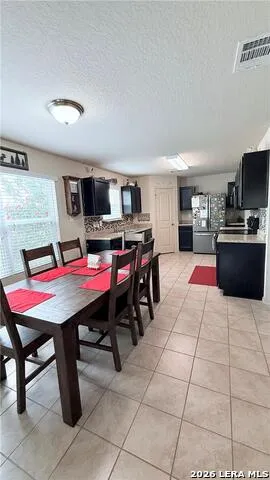 1660 W Nolte Farms Seguin, TX 78155