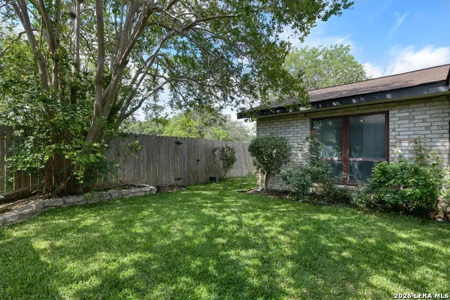 5822 Northgap Windcrest, TX 78239