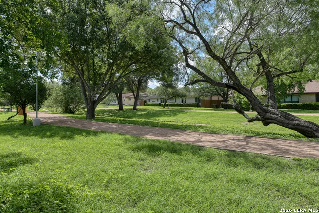 5822 Northgap Windcrest, TX 78239