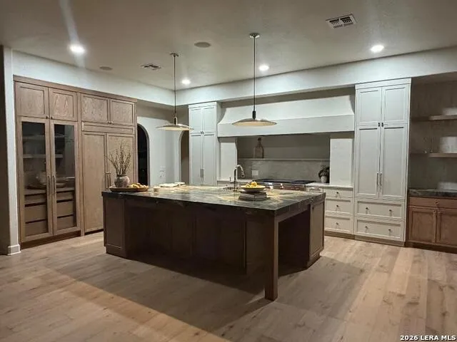 140 Oak Hampton Trail Ingram, TX 78028