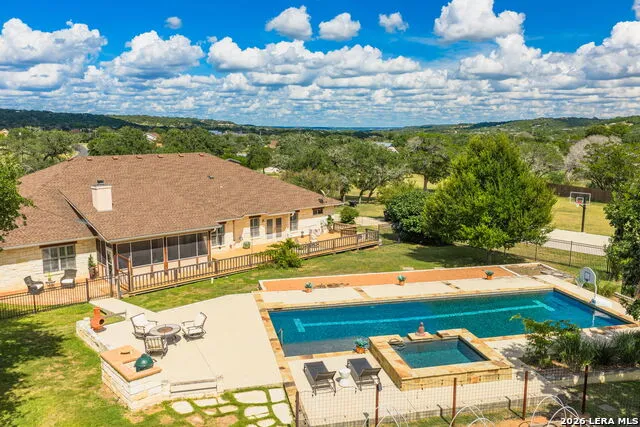 140 Oak Hampton Trail Ingram, TX 78028