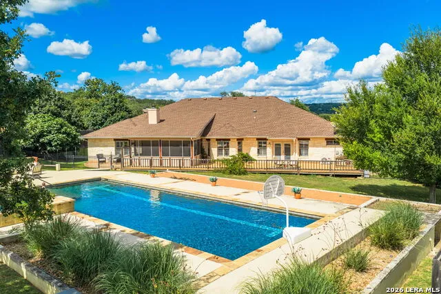140 Oak Hampton Trail Ingram, TX 78028