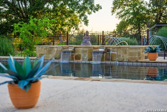 140 Oak Hampton Trail Ingram, TX 78028
