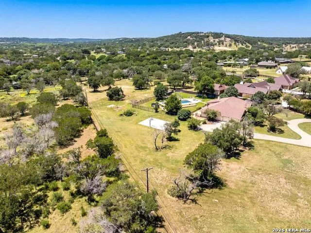 140 Oak Hampton Trail Ingram, TX 78028