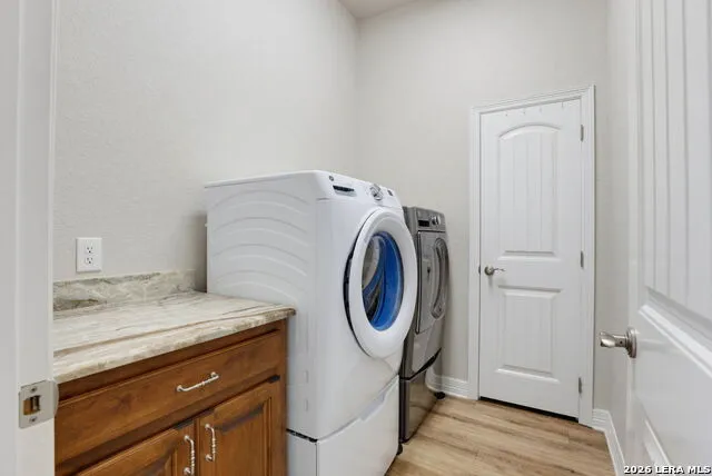 211 Siena Woods Marion, TX 78124