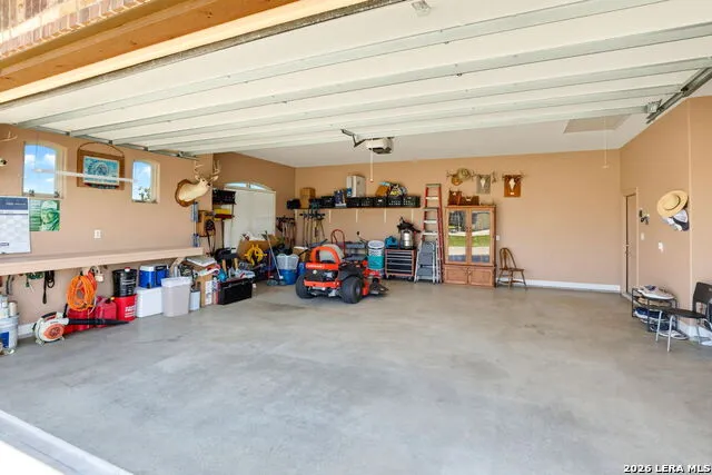211 Siena Woods Marion, TX 78124