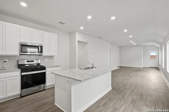 2594 Downsbury Road New Braunfels, TX 78130
