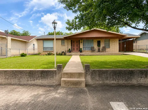 2178 Maverick Dr