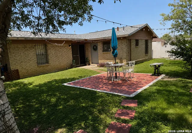 2178 Maverick Dr Eagle Pass, TX 78852