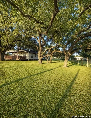 8288 w fm 476 Poteet, TX 78065