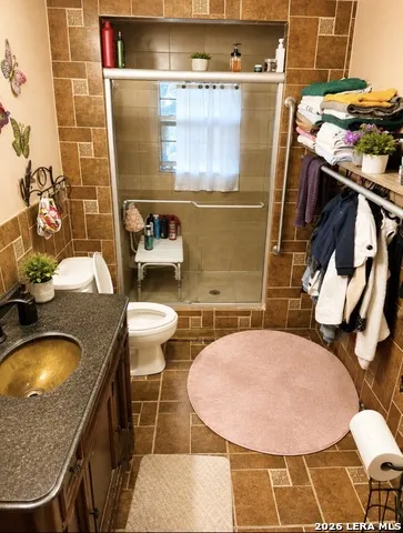 8288 w fm 476 Poteet, TX 78065